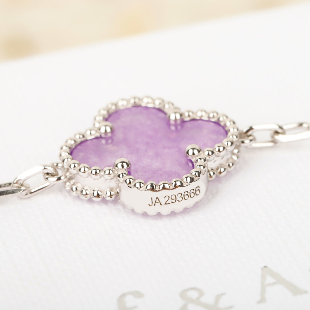 【関税負担なし・送料無料・代引可】【売れ筋】ヴァンクリーフ&アーペル ブレスレット 未使用 箱付き