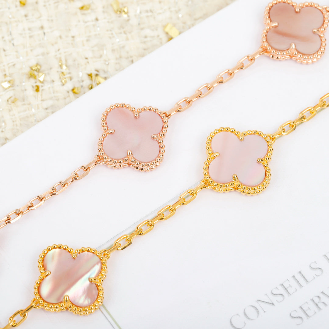 【関税負担なし・送料無料・代引可】ヴァンクリーフ&アーペル ブレスレット 未使用 箱付き