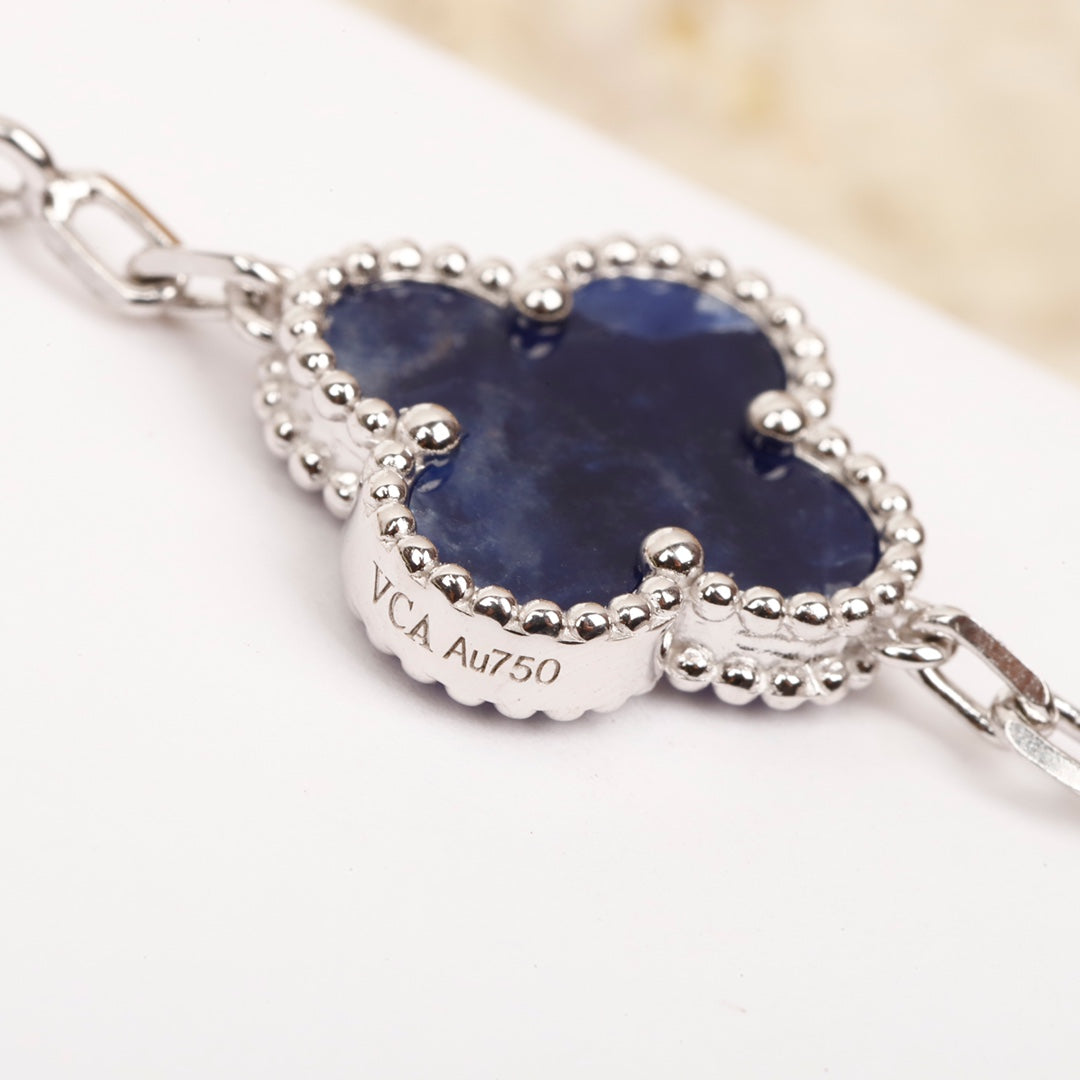 【関税負担なし・送料無料・代引可】【売れ筋】ヴァンクリーフ&アーペル ブレスレット 未使用 箱付き