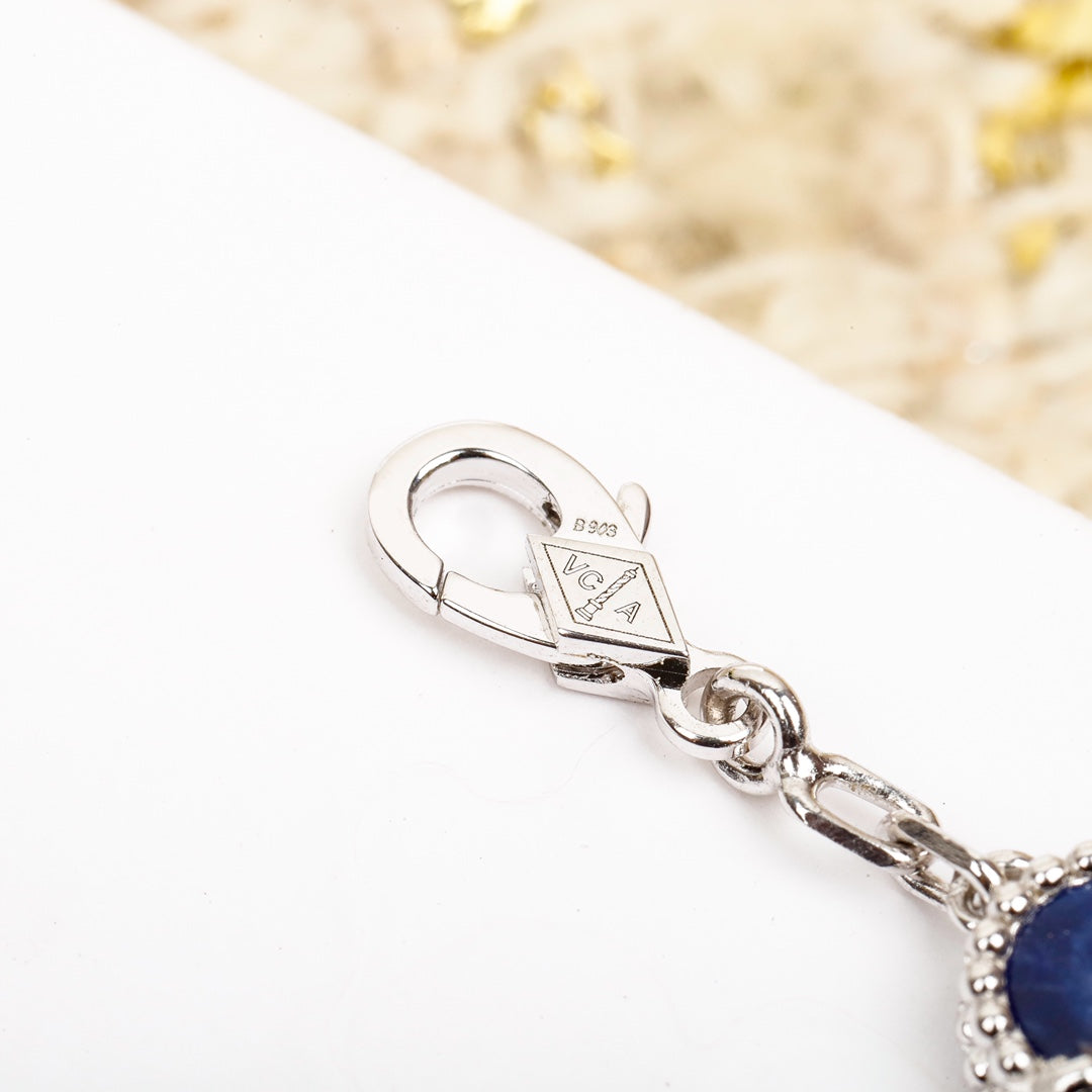 【関税負担なし・送料無料・代引可】【売れ筋】ヴァンクリーフ&アーペル ブレスレット 未使用 箱付き