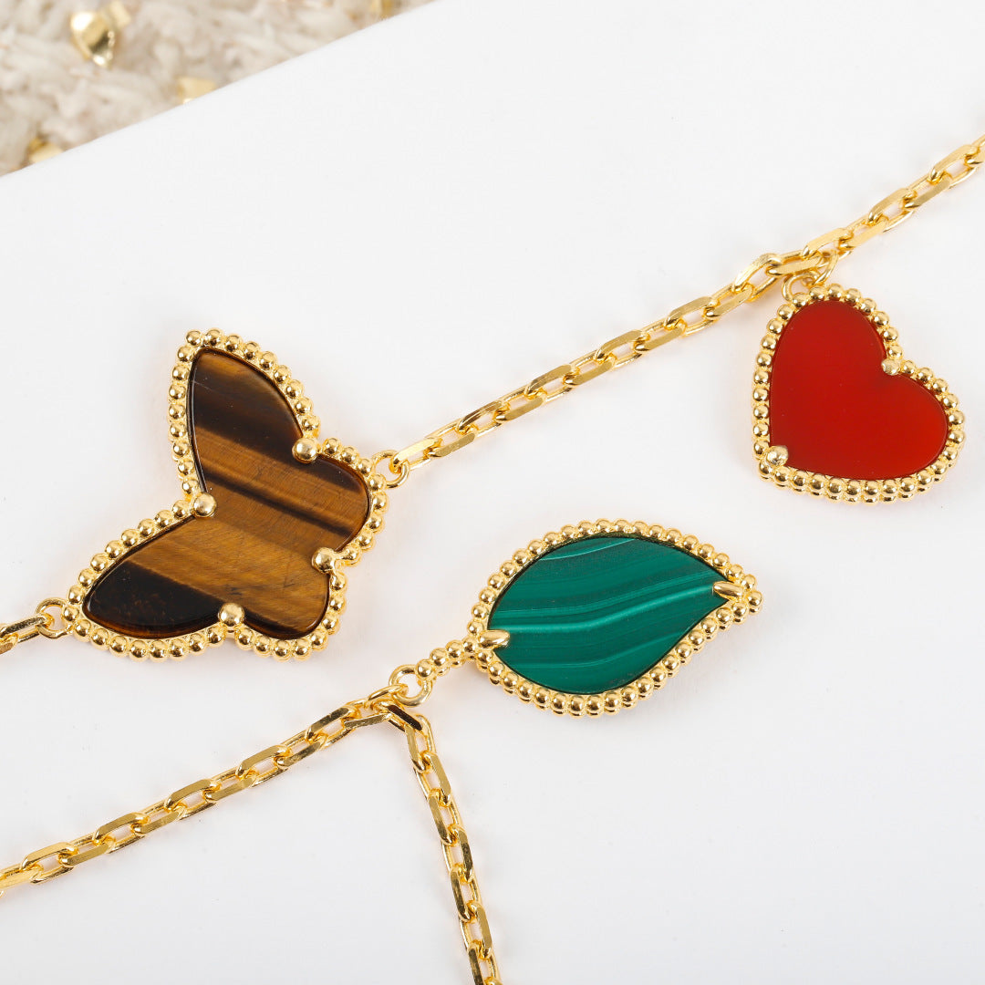 【関税負担なし・送料無料・代引可】【売れ筋】ヴァンクリーフ&アーペル ブレスレット 未使用 箱付き